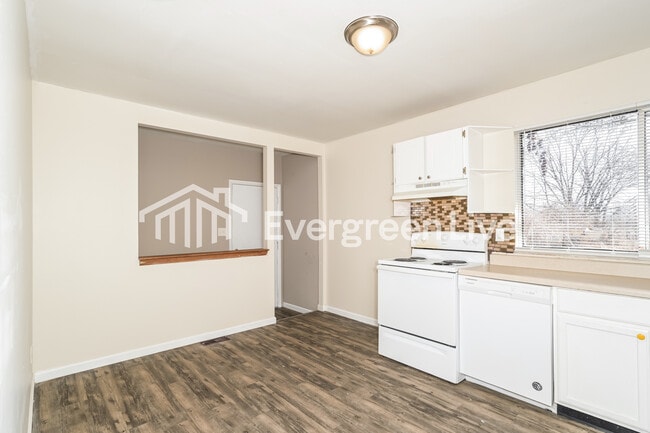 Photo - 3010 Matlock Dr