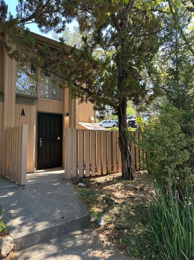 Photo - 13057 Lincoln Way Unit A