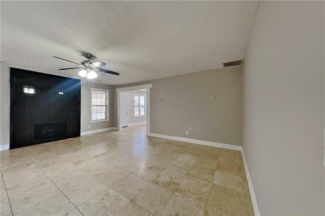 Photo - 537 Paper Ridge Ln