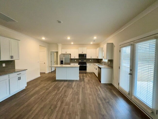 Photo - 10811 Upland Dr