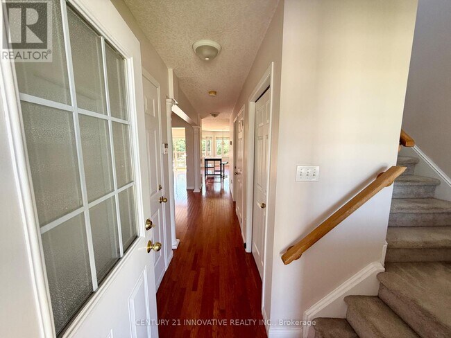 Photo - 913 Windflower Pl
