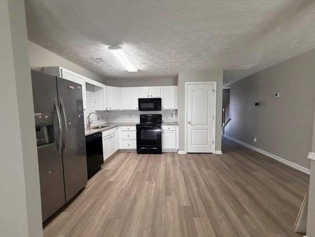 Cocina - 753 Georgetown Ct