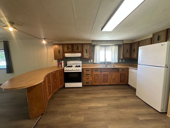 Photo - 2 Bedroom 2 Bathroom Mobile Home located in Aztec available to rent