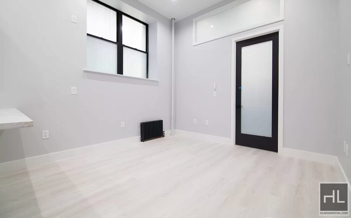 Photo - STANTON ST. Unit S4