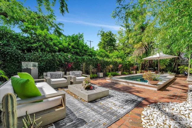 Photo - 3301 W Morrison Ave Unit ID1062739P