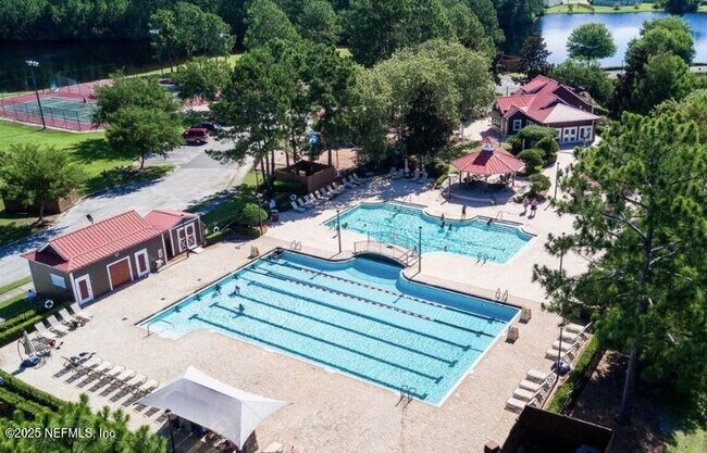 Photo - 8038 Welbeck Ln