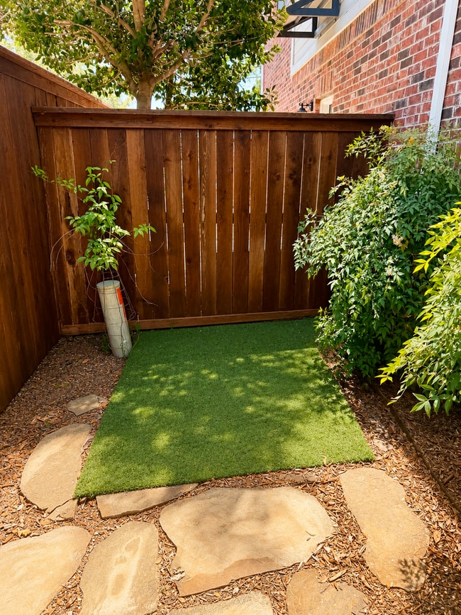 Photo - 6052 Portrush Dr