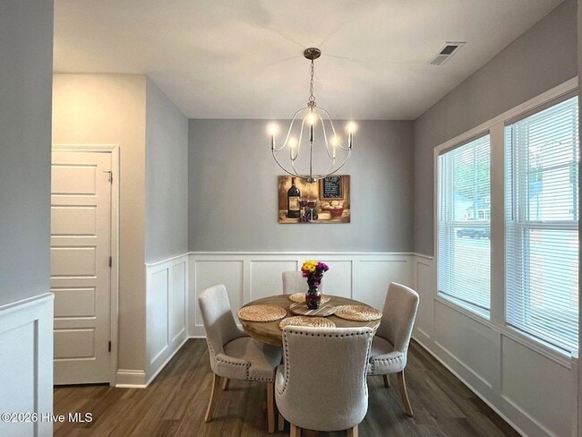 Photo - 280 Flying Bolt Dr