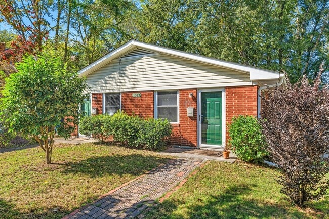 Photo - 1017 Onslow St Unit 1017 Onslow St. - A