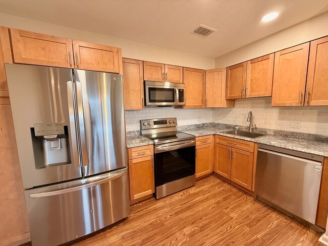 Photo - 1006 Paradise Rd Unit 3R