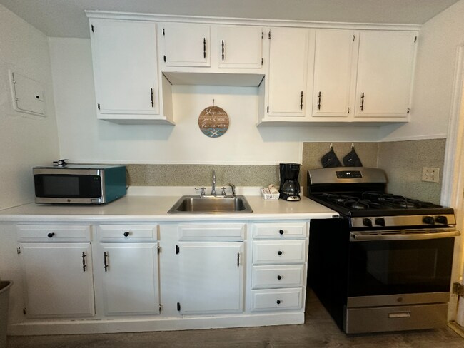 Photo - 21 M St Unit 1