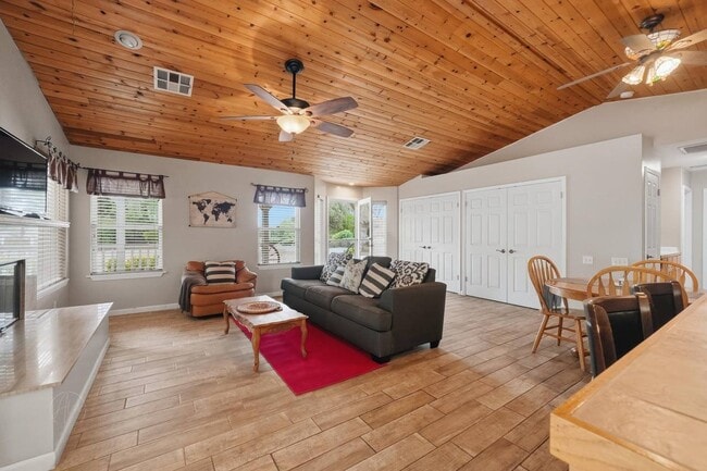 Photo - 7501 Uplands of the Kern Dr