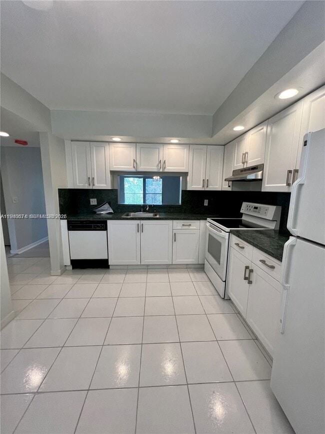 Photo - 1201 SW 128th Terrace Unit 310E