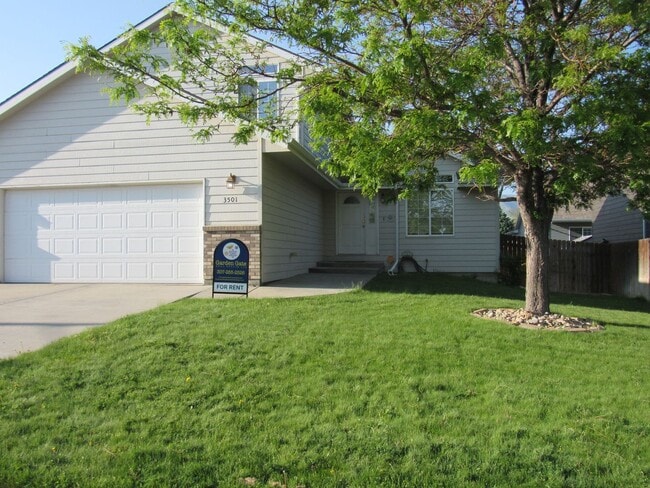 Gorgeous! Spacious Westside Home - Gorgeous! Spacious Westside Home