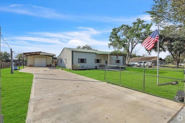 Building Photo - 8718 Harvest Acres Dr Rental