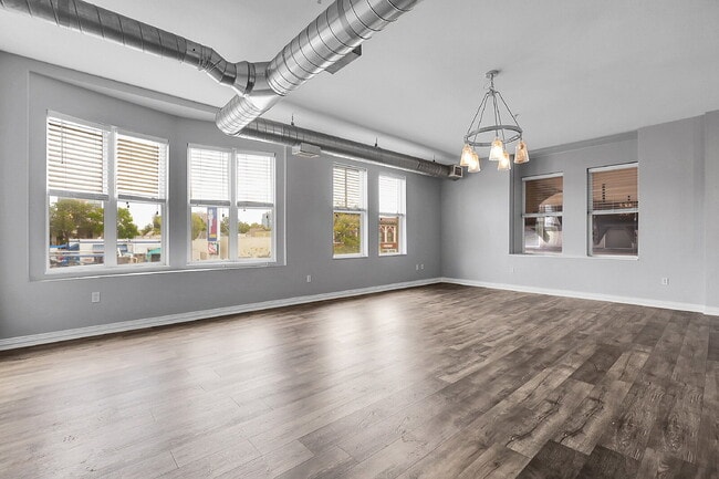 Building Photo - $1,530.00 - 1 Bed, 1 Bath Condo in Denver in Great Location! Unit 208