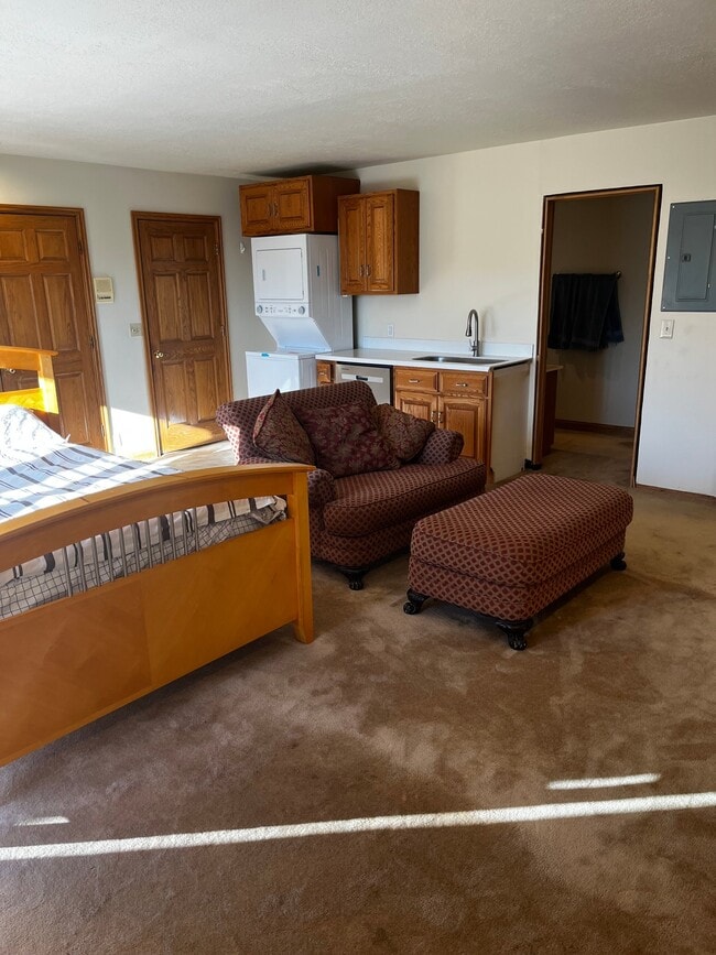 Photo - 7182 Stagecoach Dr