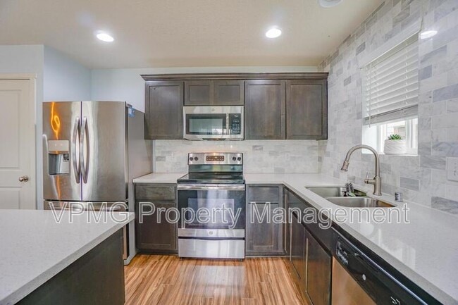 Photo - 11705 NE 131st Pl