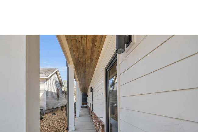 Photo - Modern 4-Bed Townhouse in Ridgedale – Minutes from Downtown Chattanooga!