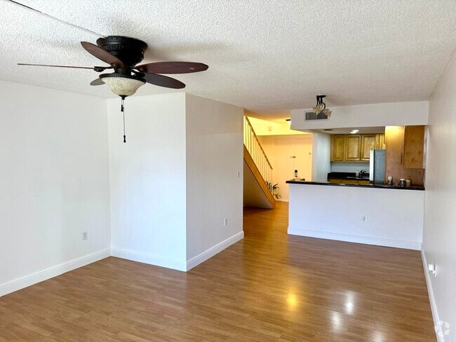 Building Photo - 9365 Fontainebleau Blvd Unit E208 Rental