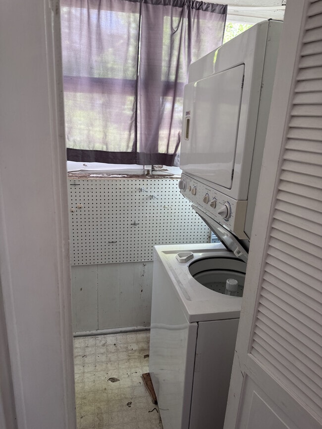 Photo - 6 Orlando Ave