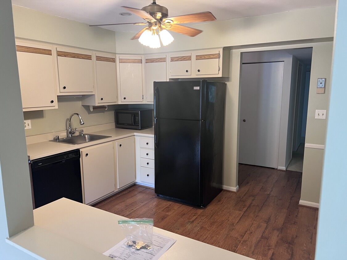 Photo - 10 Glenamoy Rd (Lutherville-Timonium, MD)