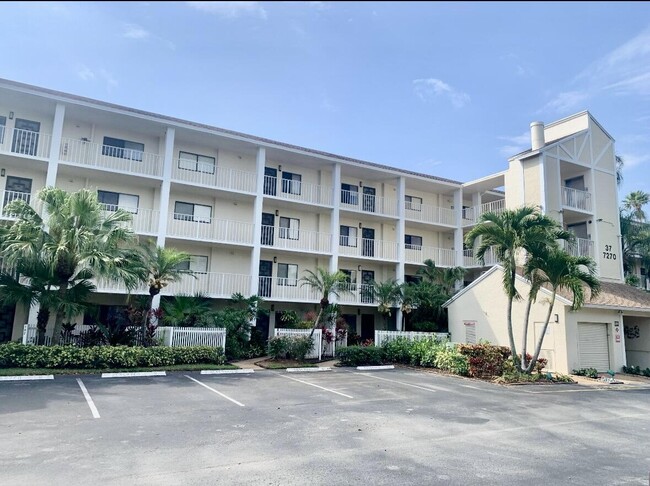 Photo - 7270 Ashford Pl Unit 307