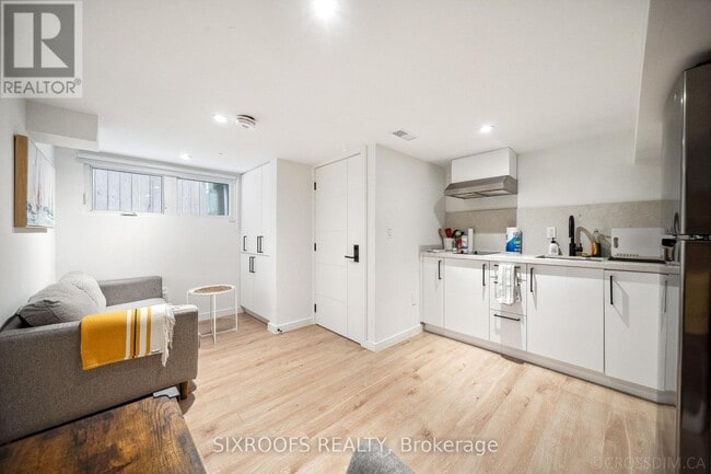 Photo - 41 Dunkirk Rd