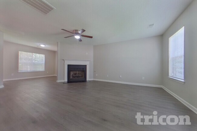 Photo - 210 Kendrick Rd