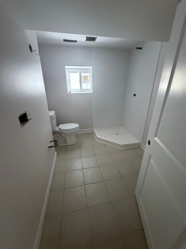 Photo - 3842 N Newcastle Ave