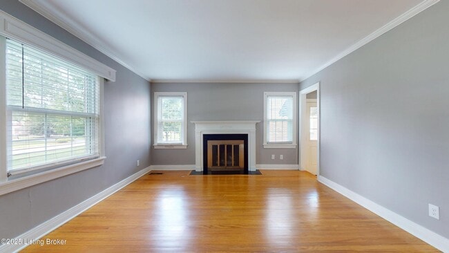 Photo - 4502 Blenheim Rd