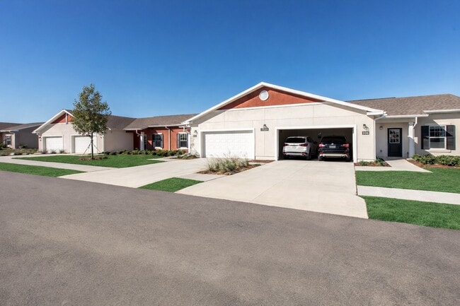 Summer Pointe Village