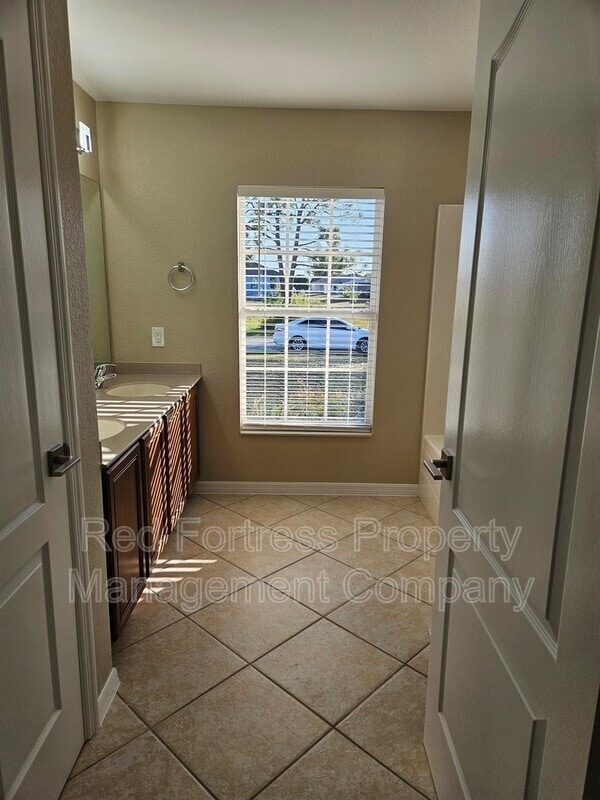 Photo - 1108 NW 21st Pl