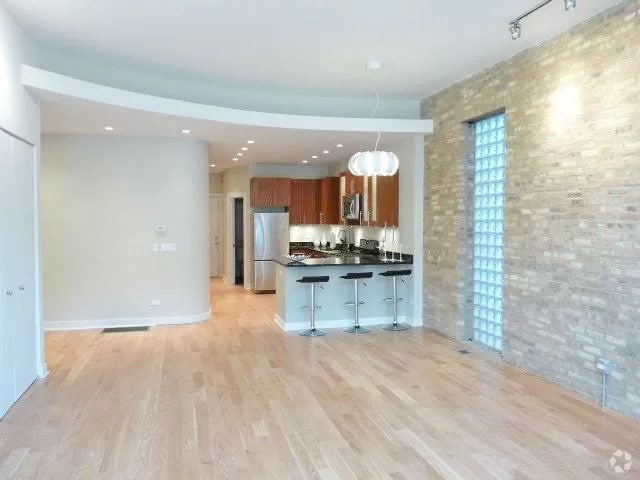 Building Photo - 1423 N Cleaver St Unit 1 F Rental