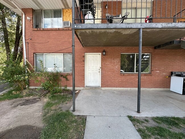 Photo - 4 Plex- Foxbridge Dr Unit 272