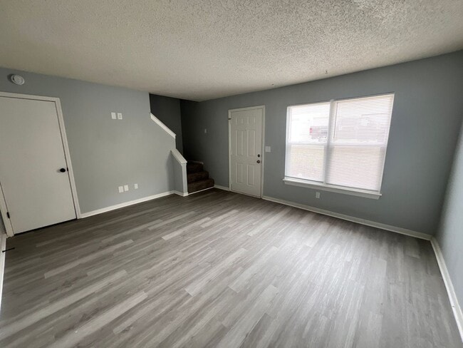 Photo - Parkville Living! Updated 2 Bed, 1 Bath with 1-Car Garage