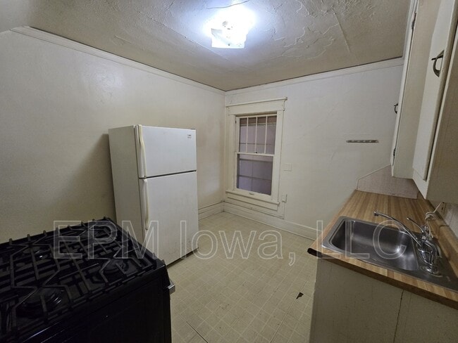 Photo - 118 1/2 Harrison Street