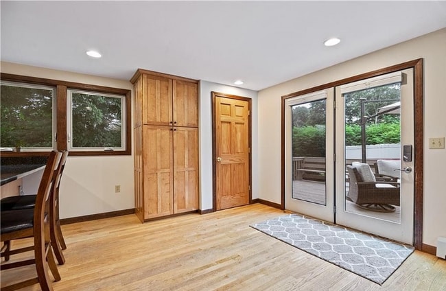 Photo - 120 Stollman Rd