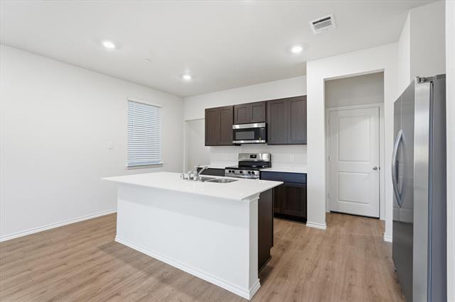 Photo - 215 Arbor Dr