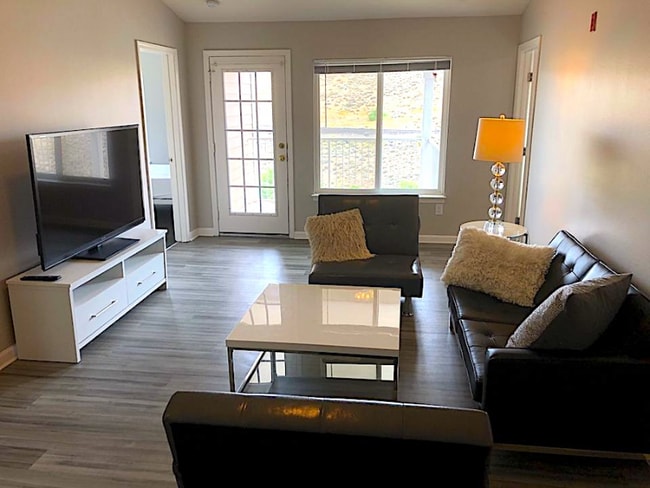 Building Photo - 200 Talus Way Rental