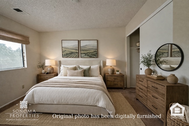 Photo - Charming 2 Bedroom Townhouse – Prime Location, Available Now!