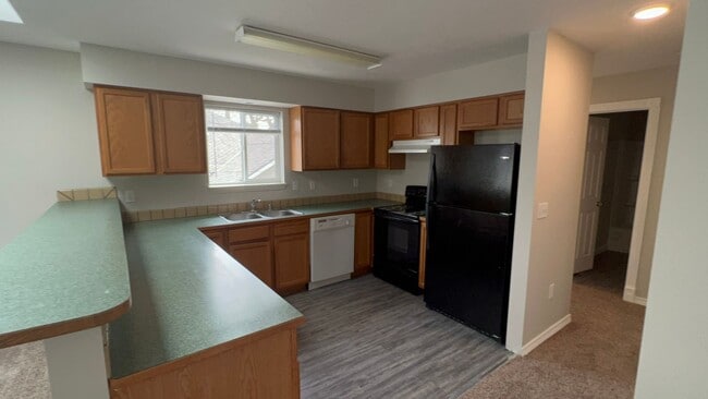 711 E Augusta Ave Unit 711 1/2