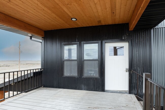 Photo - L2422OY Unit Upstairs