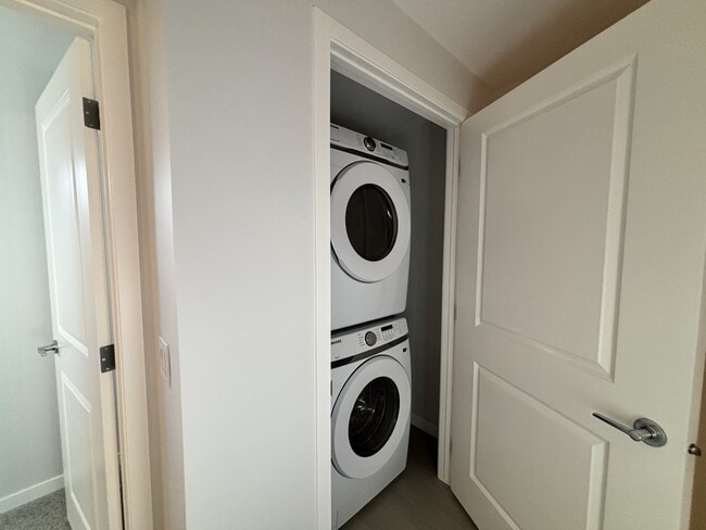 Photo - 45 Creekview Mnr SW