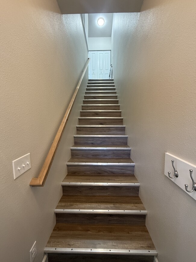 Photo - 5930 W Shady Grove Ln