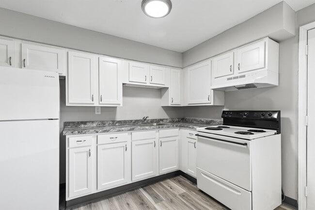 Photo - Brickyard 60th