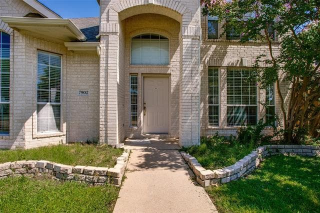 Photo - 7902 Thorneywood Rd