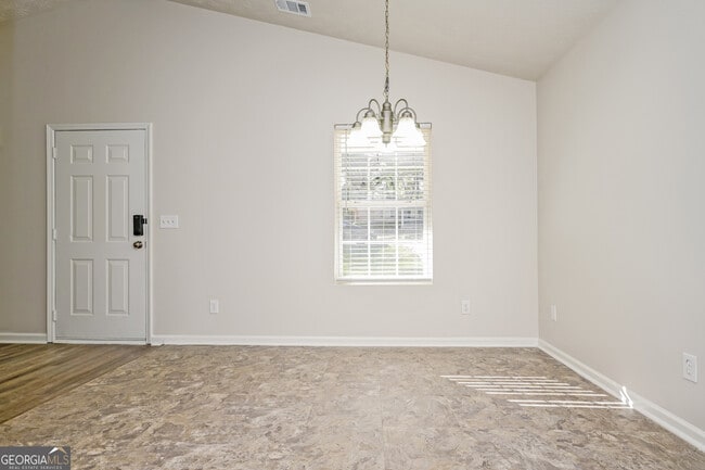 Photo - 546 Forest Hill Dr