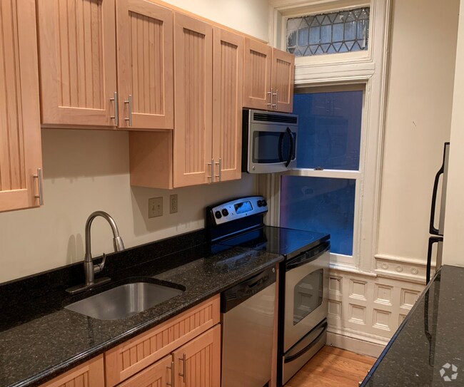 Building Photo - 197 Commonwealth Ave Unit 1 Rental