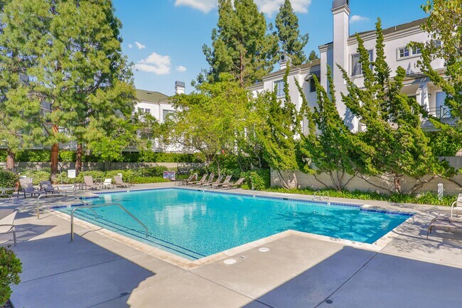 Photo - 420 Milan Dr